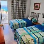 Fantastic 2 Bedrooms Apartment With Sea View