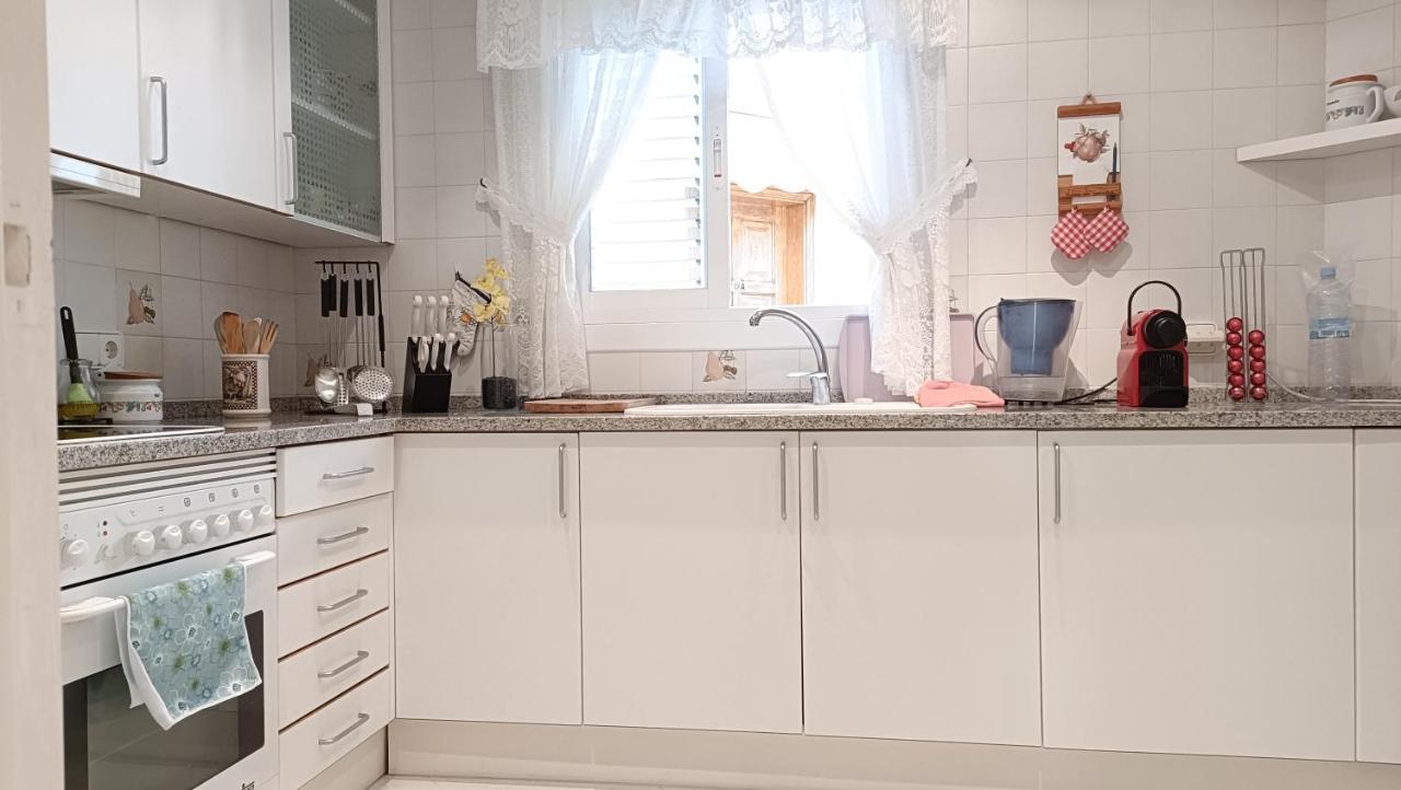 Lägenhet Fantastic 2 Bedrooms With Sea View Santa Ponsa